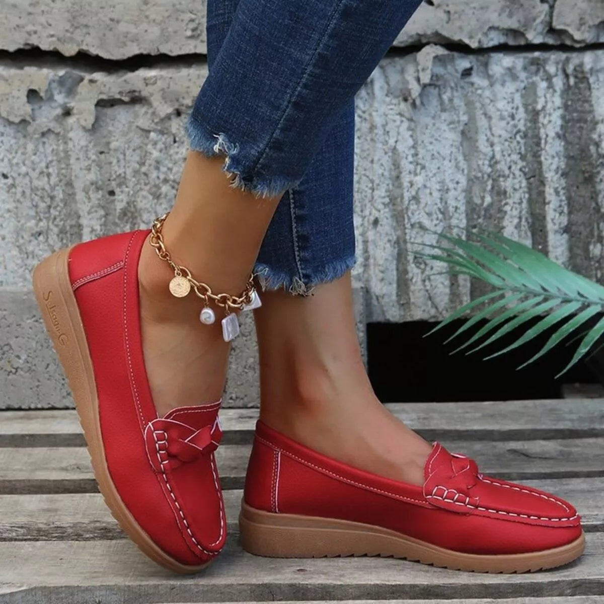 Round Toe Flats Slip-Ons