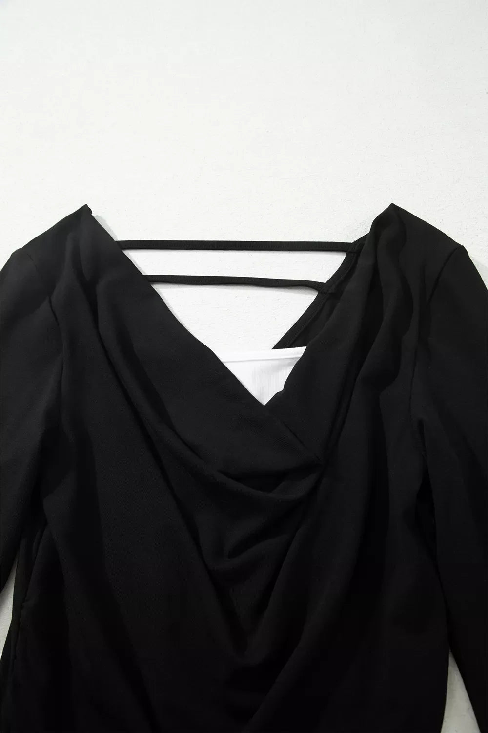 Color Block Drape V Neck Pleated Long Sleeve Top