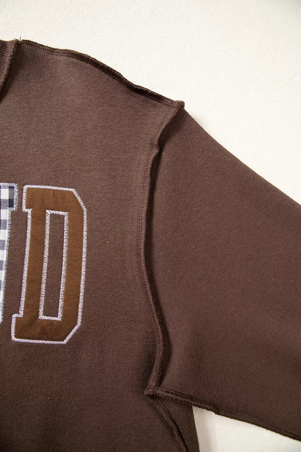 WWJD Mixed Pattern Embroidered Patch Graphic Mock Neck Sweatshirt