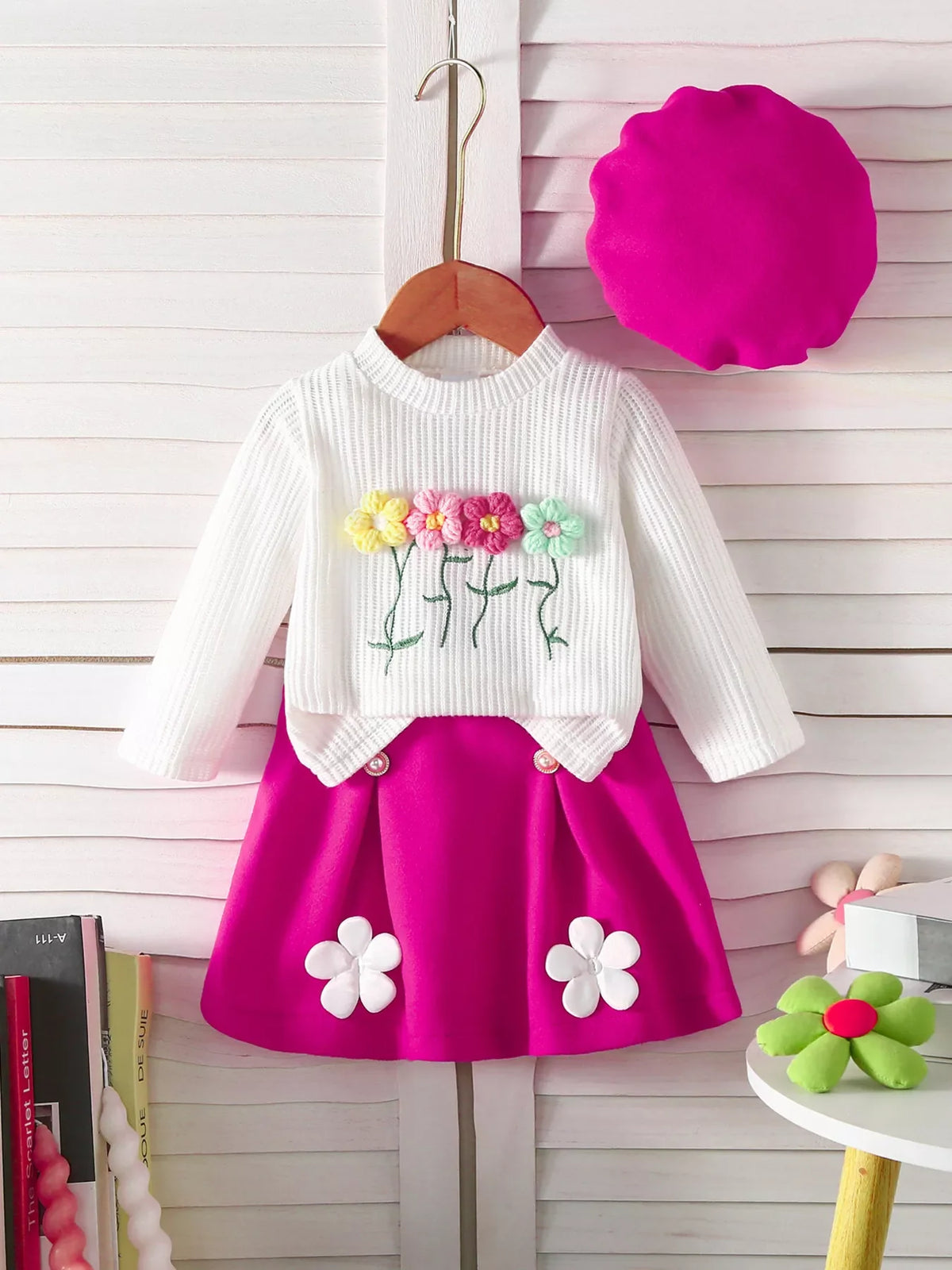 Children's Floral Applique Ribbed Knit Top & Pleated Skirt Set with Hat