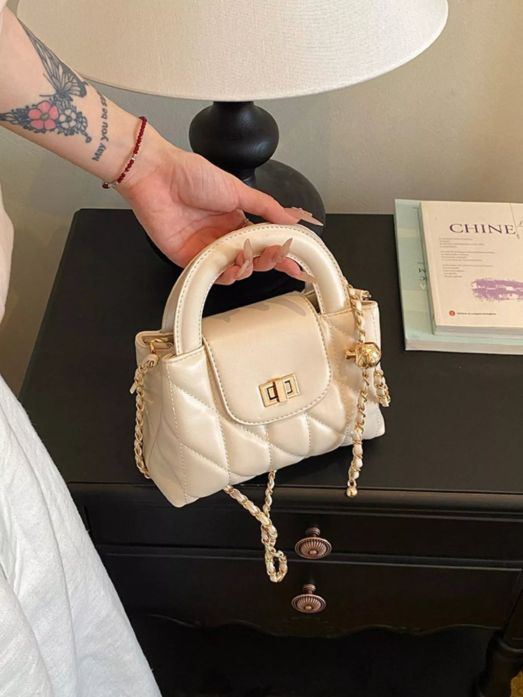 Quilted Chain Strap Crossbody Bag