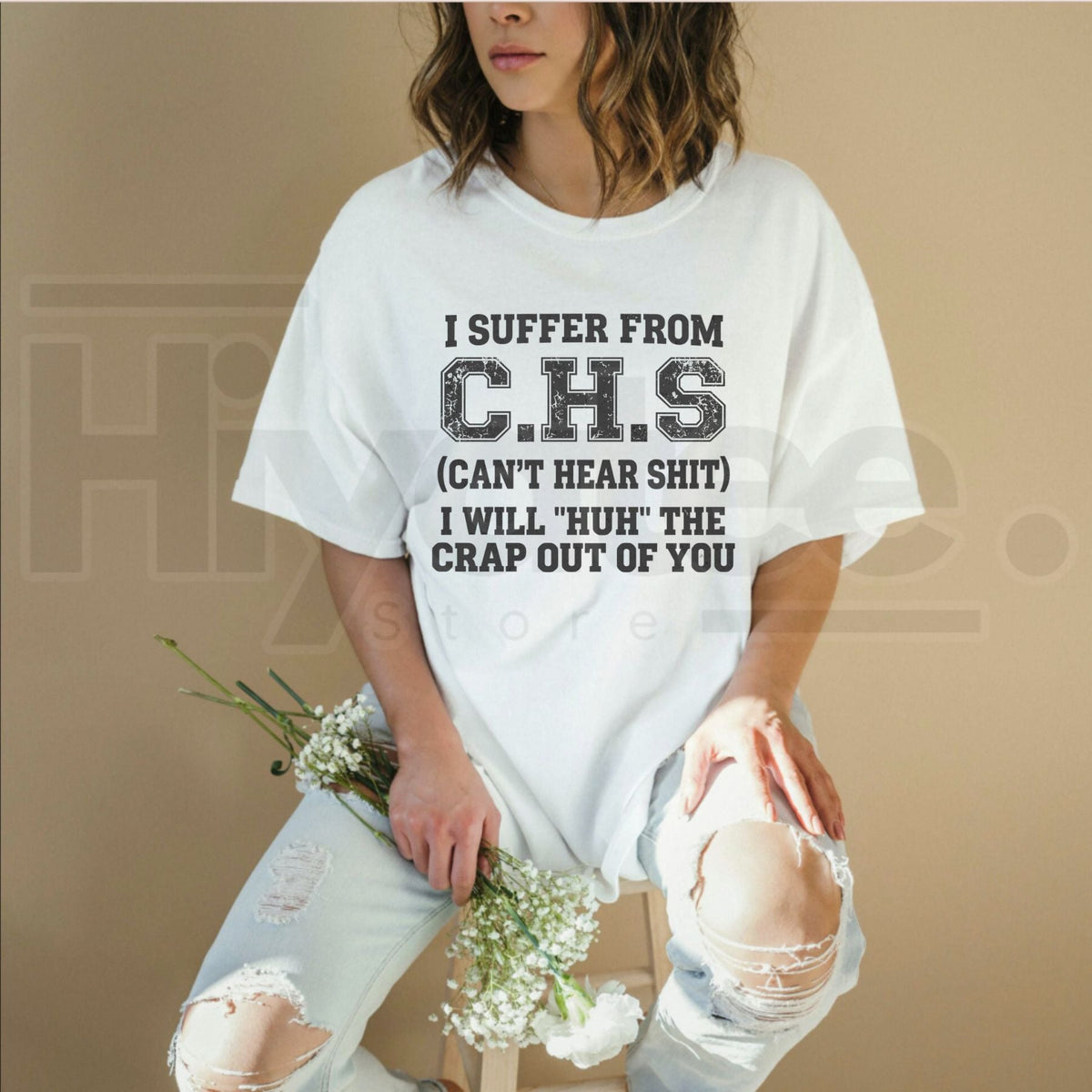 Funny Hearing Humor T-Shirt – Sarcastic "Huh?" Quote Distressed Graphic Tee