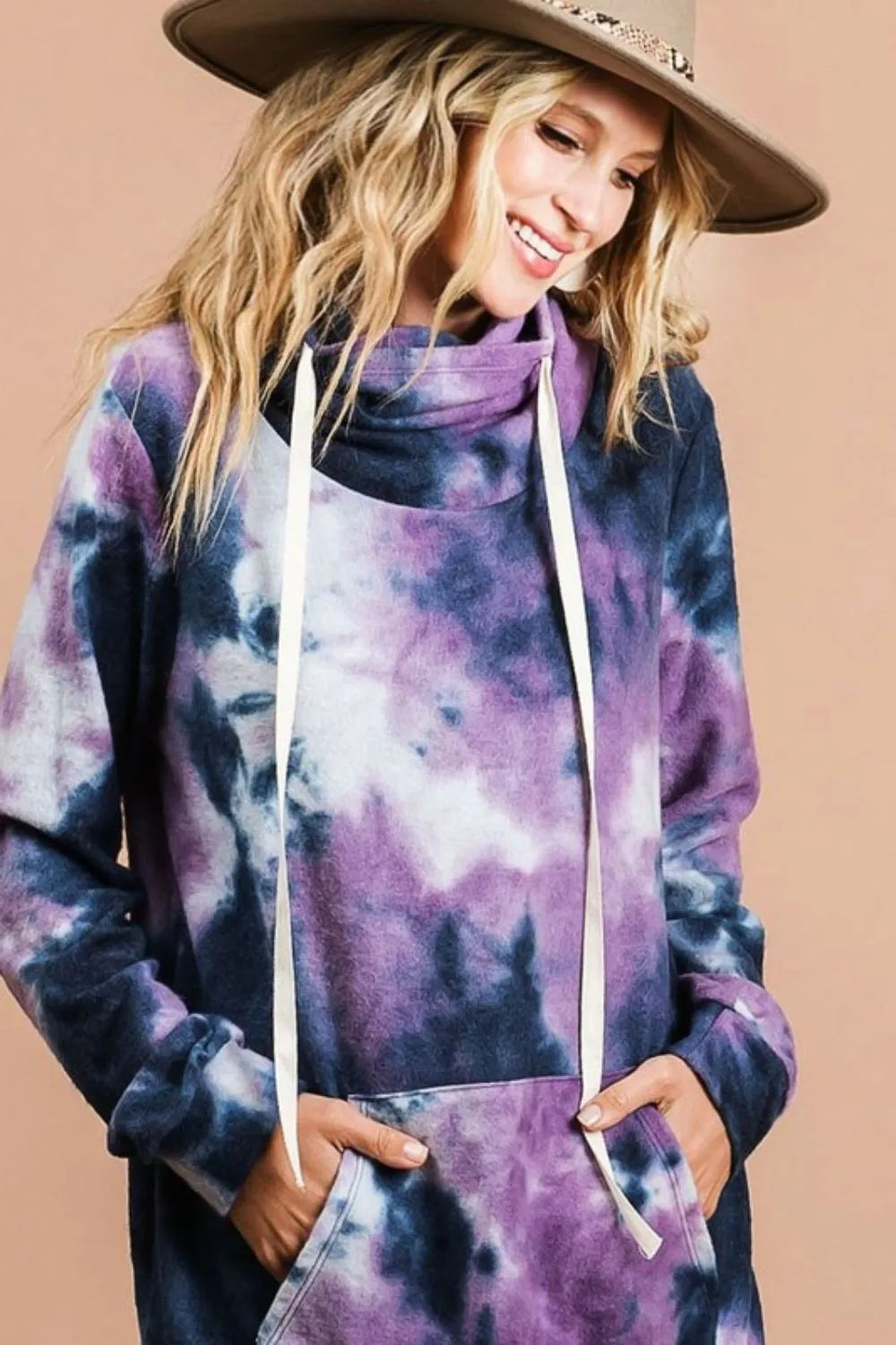 Overlapped Turtleneck Brushed Tie-Dye Sweatshirt