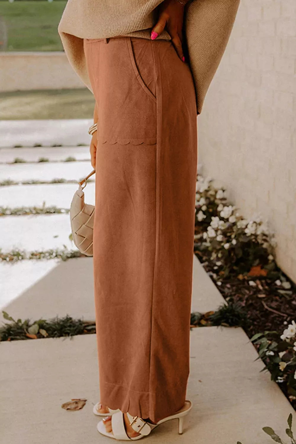 Scalloped Edge Pocket Full-Length Pants