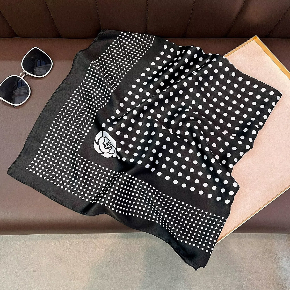 Square Scarf Womens Fashionable Small Neckerchief 70cm