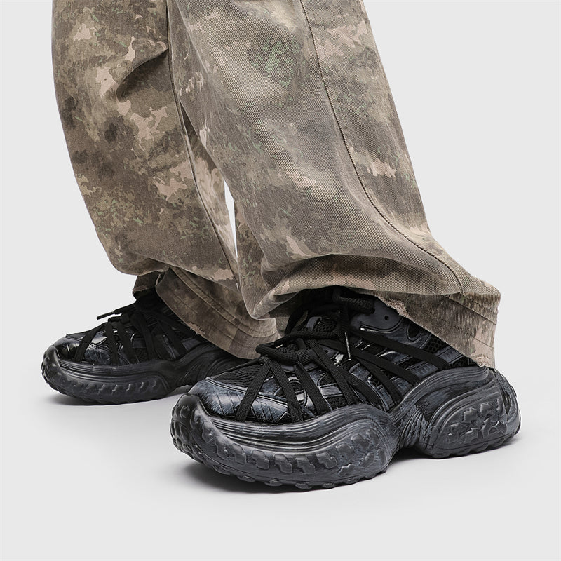 S8888 Black Tire Sneakers