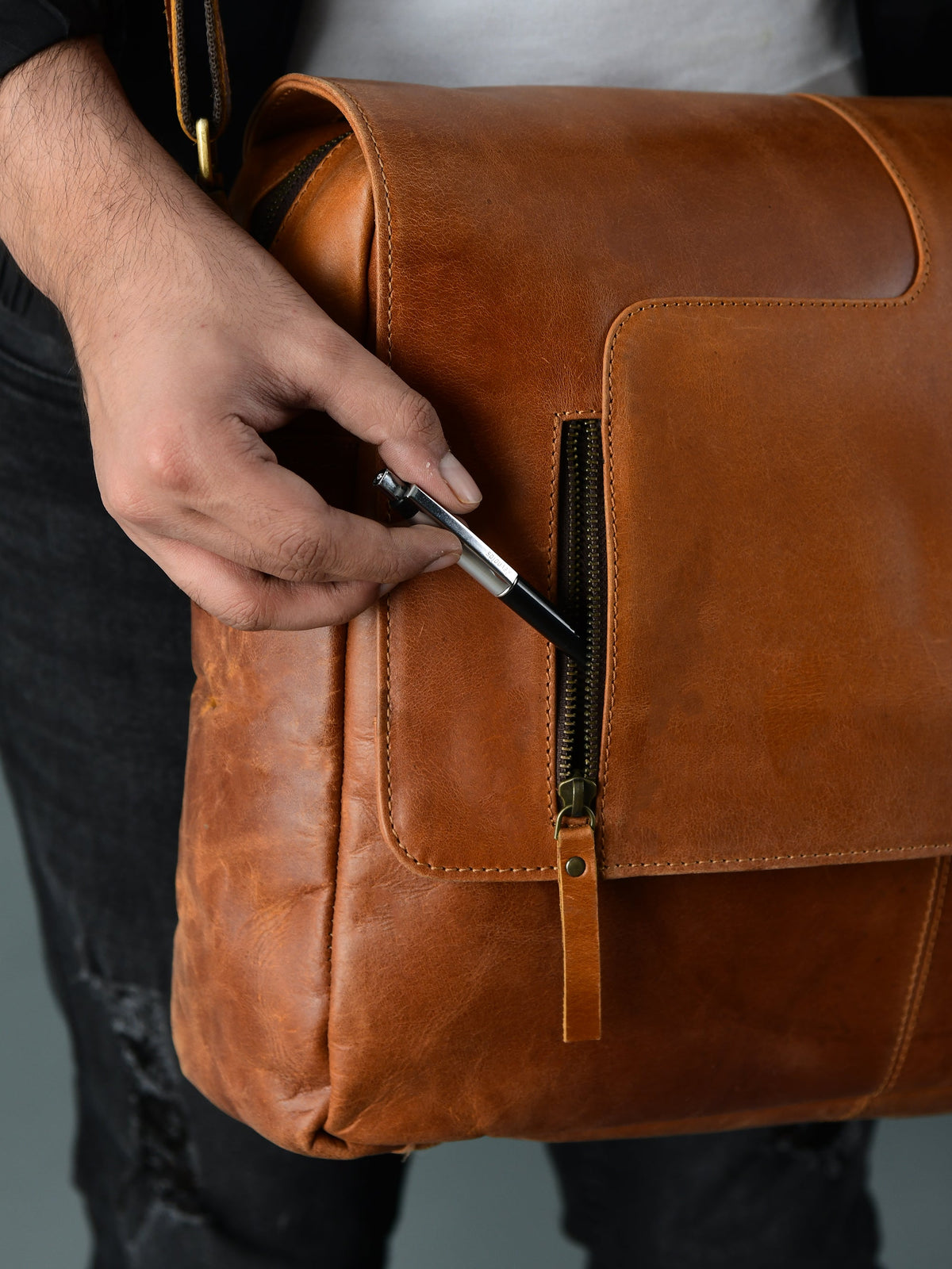 Wilson Tan Leather Crossbody Bag