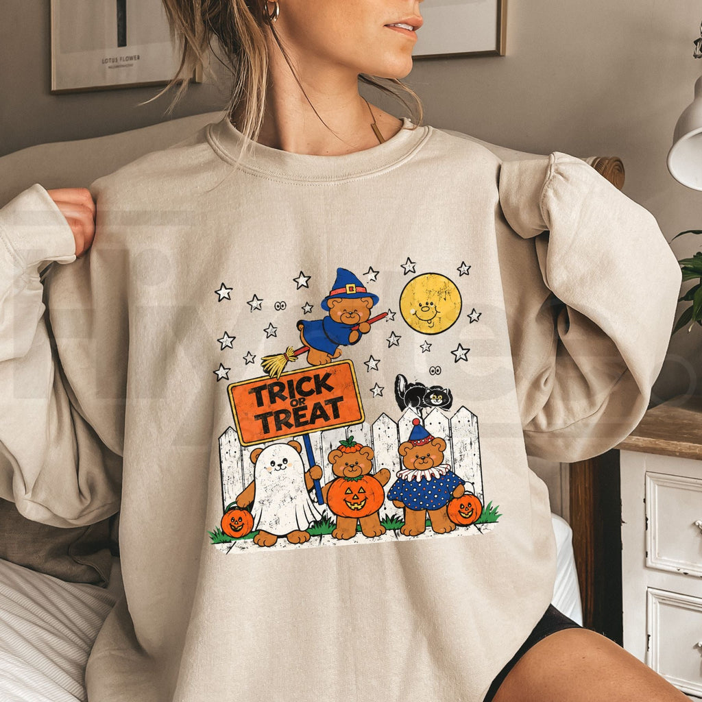 Trick or Teddies Halloween Graphic Crewneck – Cute Teddy Bear Spooky Fall Pullover, Retro Xmas & Halloween Sweater