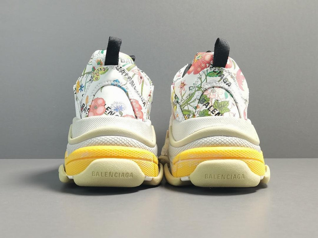 BALENCIAGA x GUCCI - TRIPLES S