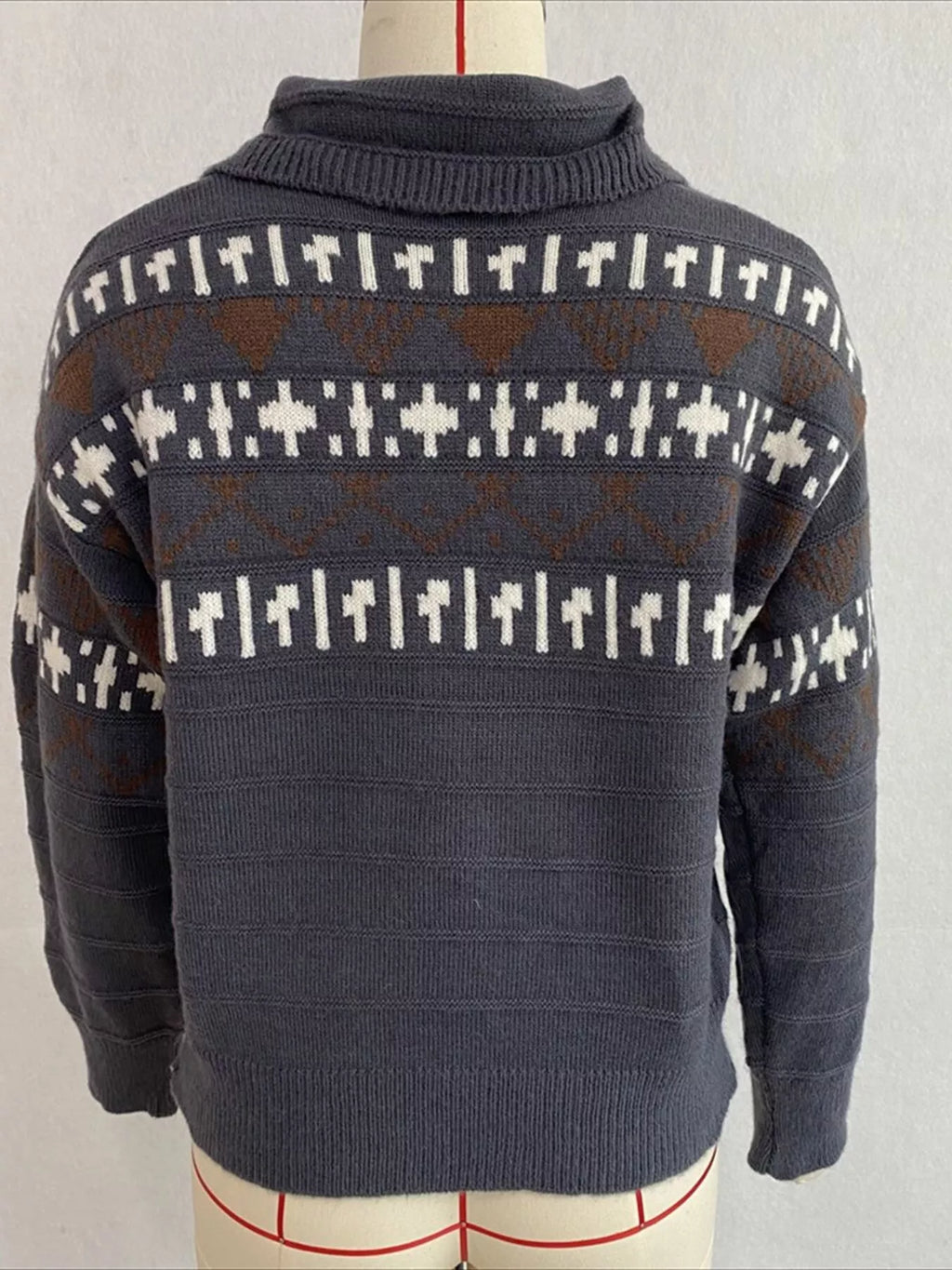 Vintage-Inspired Fair Isle Patterned Polo Sweater