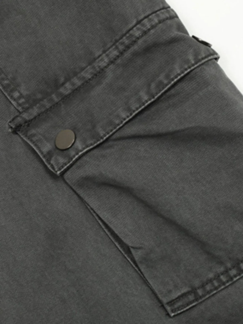 Men's Cargo Wide-Leg Jeans