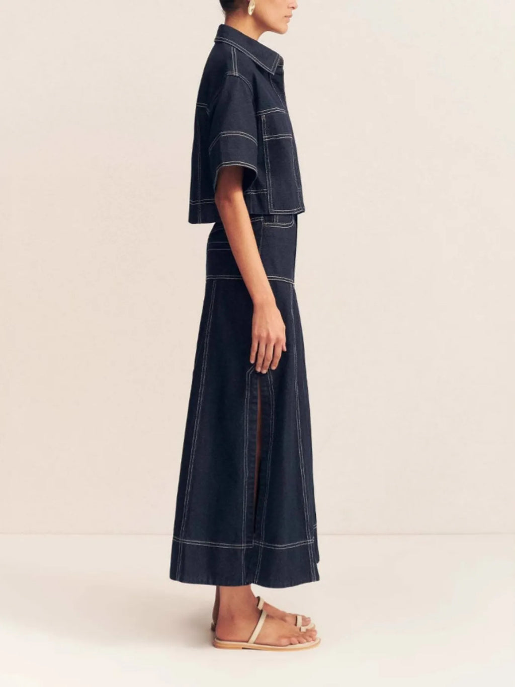 Cropped Short Sleeve Contrast Stitch Denim Top