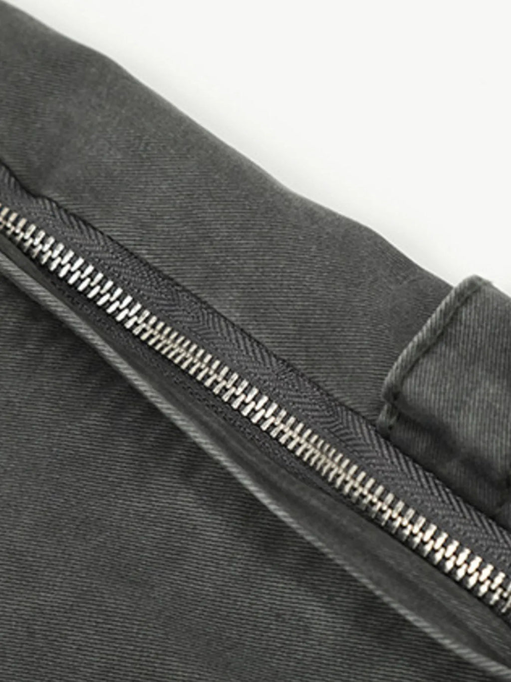 Men's Cargo Wide-Leg Jeans