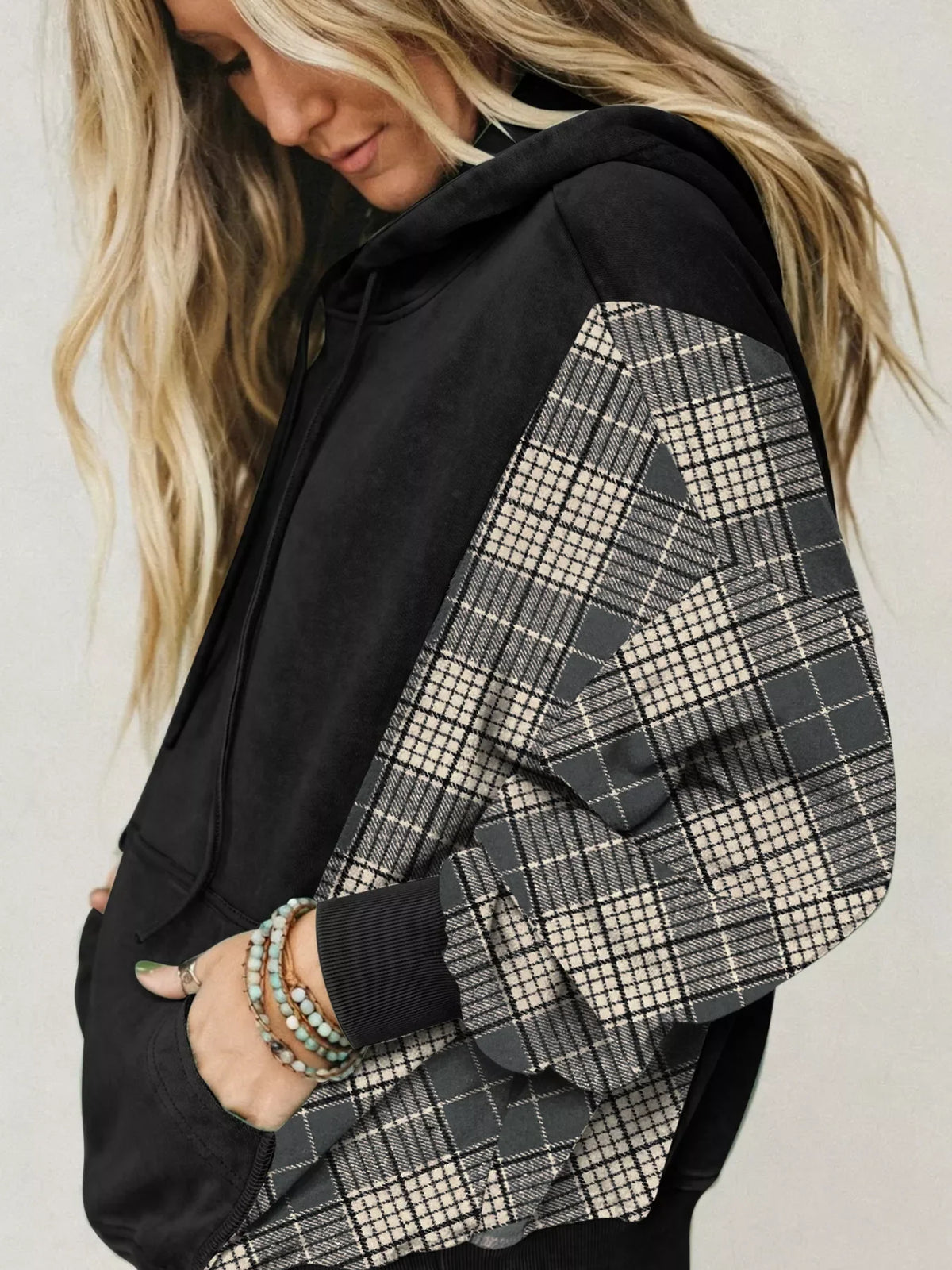 Plaid Sleeve Drawstring Pocket Hoodie