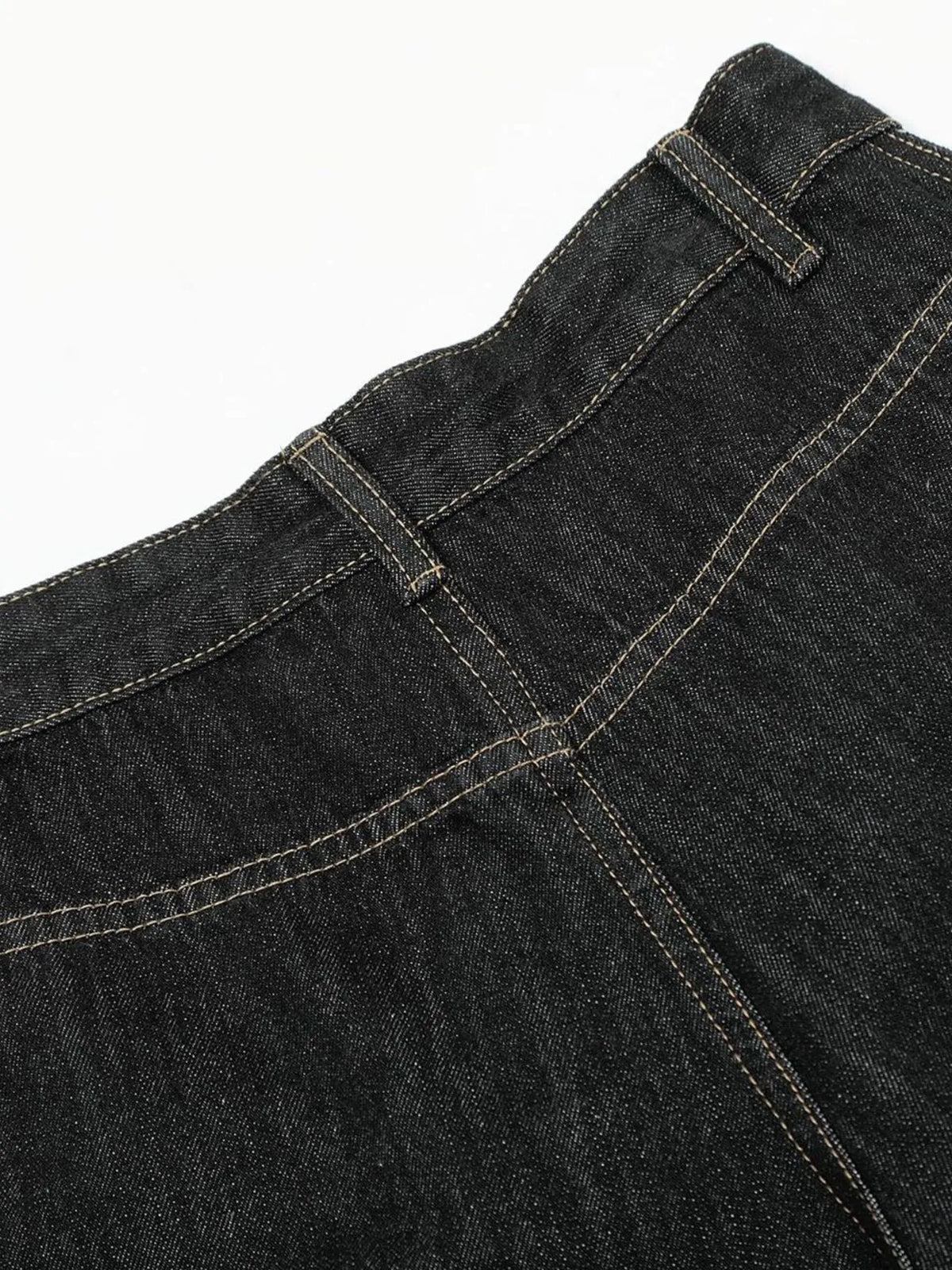 Men's Washed Curved Jeans with Contrast Stitching