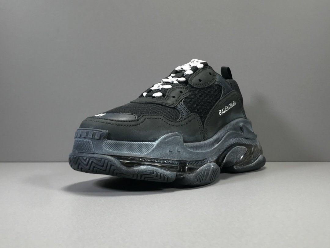 BALENCIAGA TRIPLE S SNEAKER