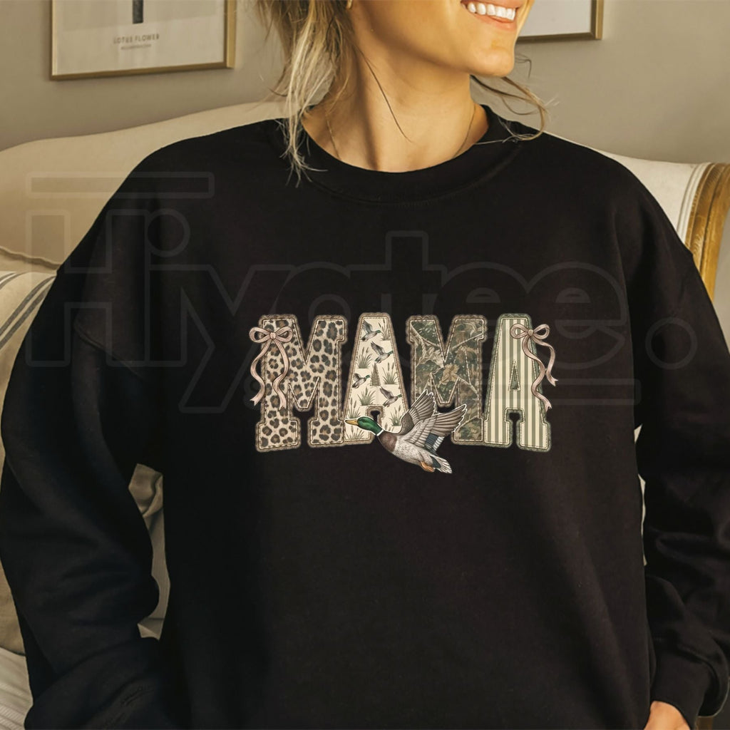 Duck Hunting Mama Sweatshirt – Preppy Camo Outdoors Crewneck, Retro Camouflage Mom Sweater
