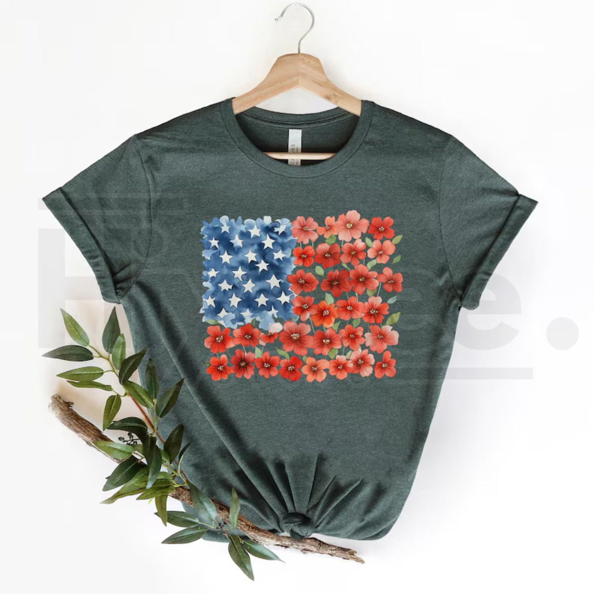 Floral American Flag T-Shirt – Patriotic Red Poppy 4th Of July Women's Tee