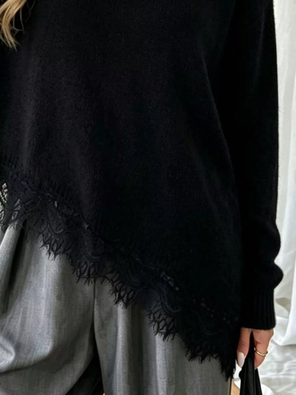 Round Neck Sweater with Asymmetric Lace Hem