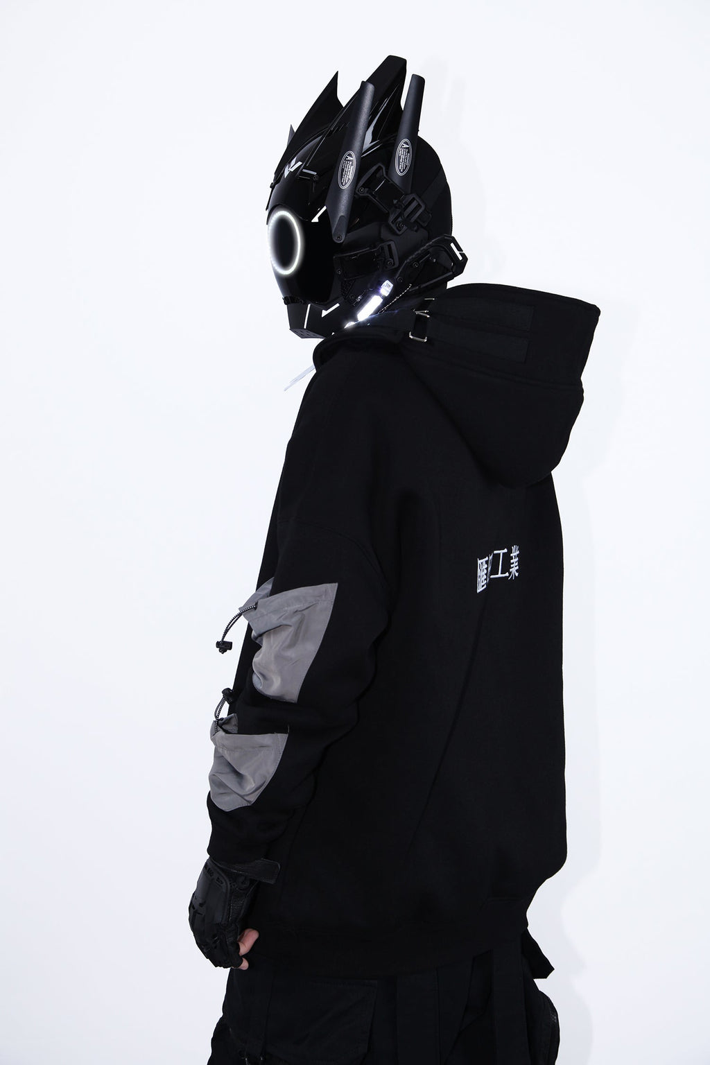 B-Ci White Tech Mask