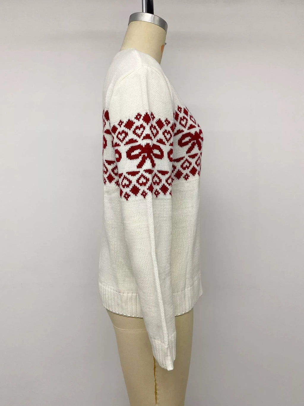 Bow Pattern Long Sleeve Christmas Sweater