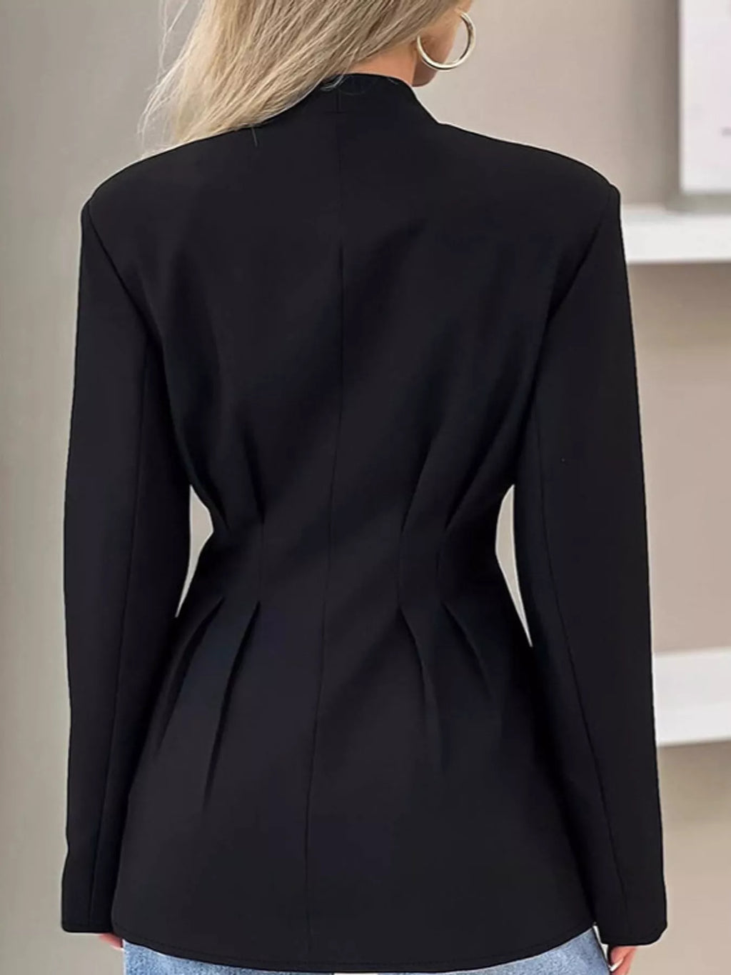 V-Neck Pleated Waist Slim-Fit Blazer