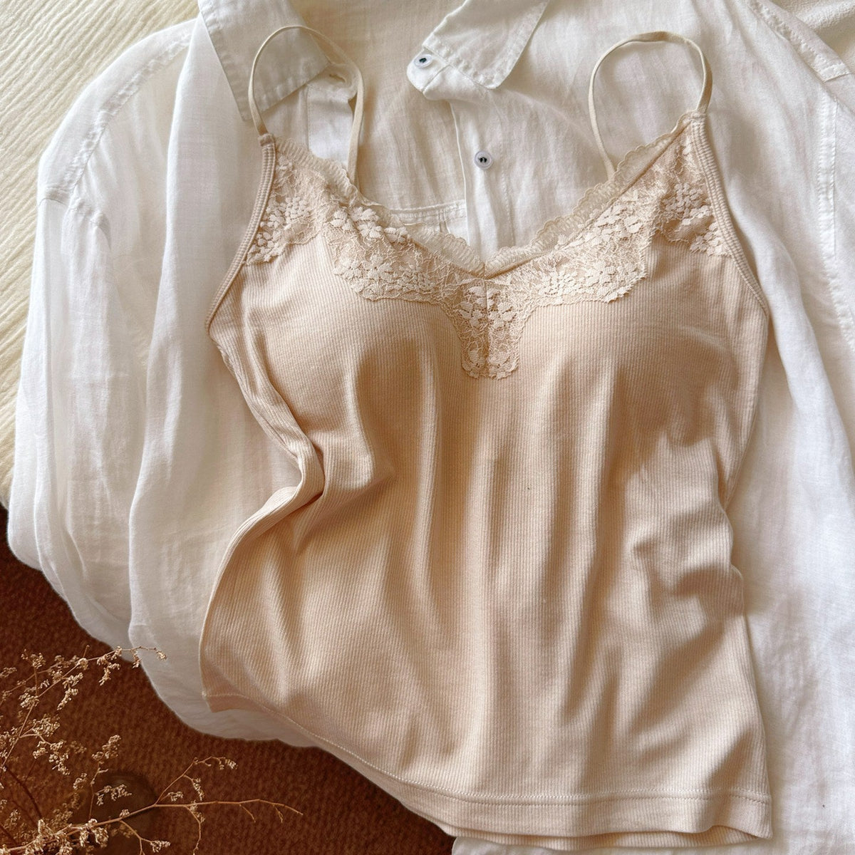 Modal Ribbed Lace Sexy Spaghetti-strapped Camisole Bra With Built-in Padding