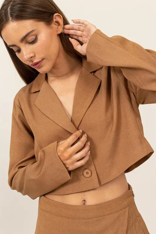 Cropped Button-Down Blazer with Lapel Collar