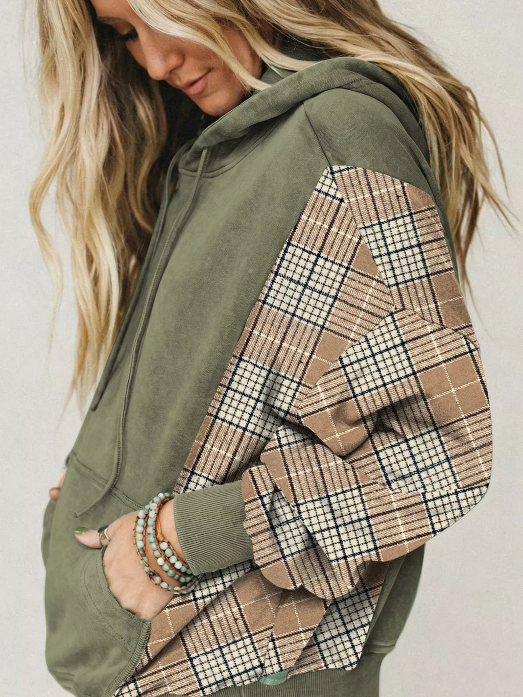 Plaid Sleeve Drawstring Pocket Hoodie