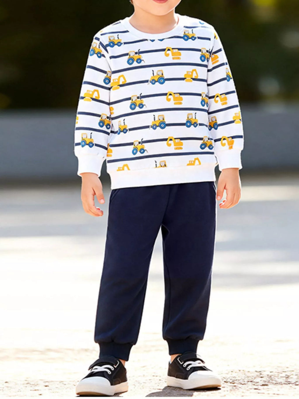 Children's Construction Vehicle Print Long Sleeve Sweatshirt and Pants Set