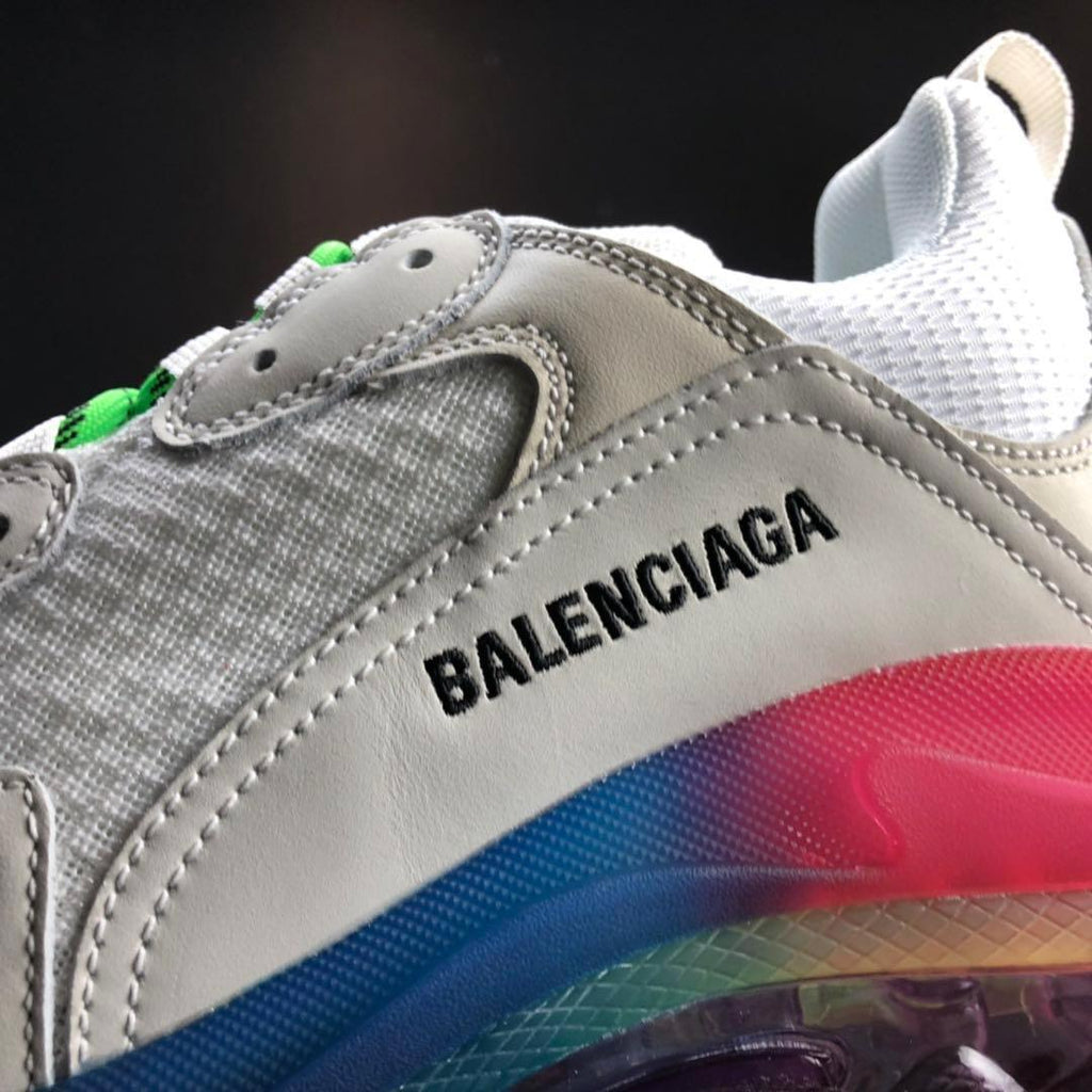 BALENCIAGA TRIPLE S SNEAKER