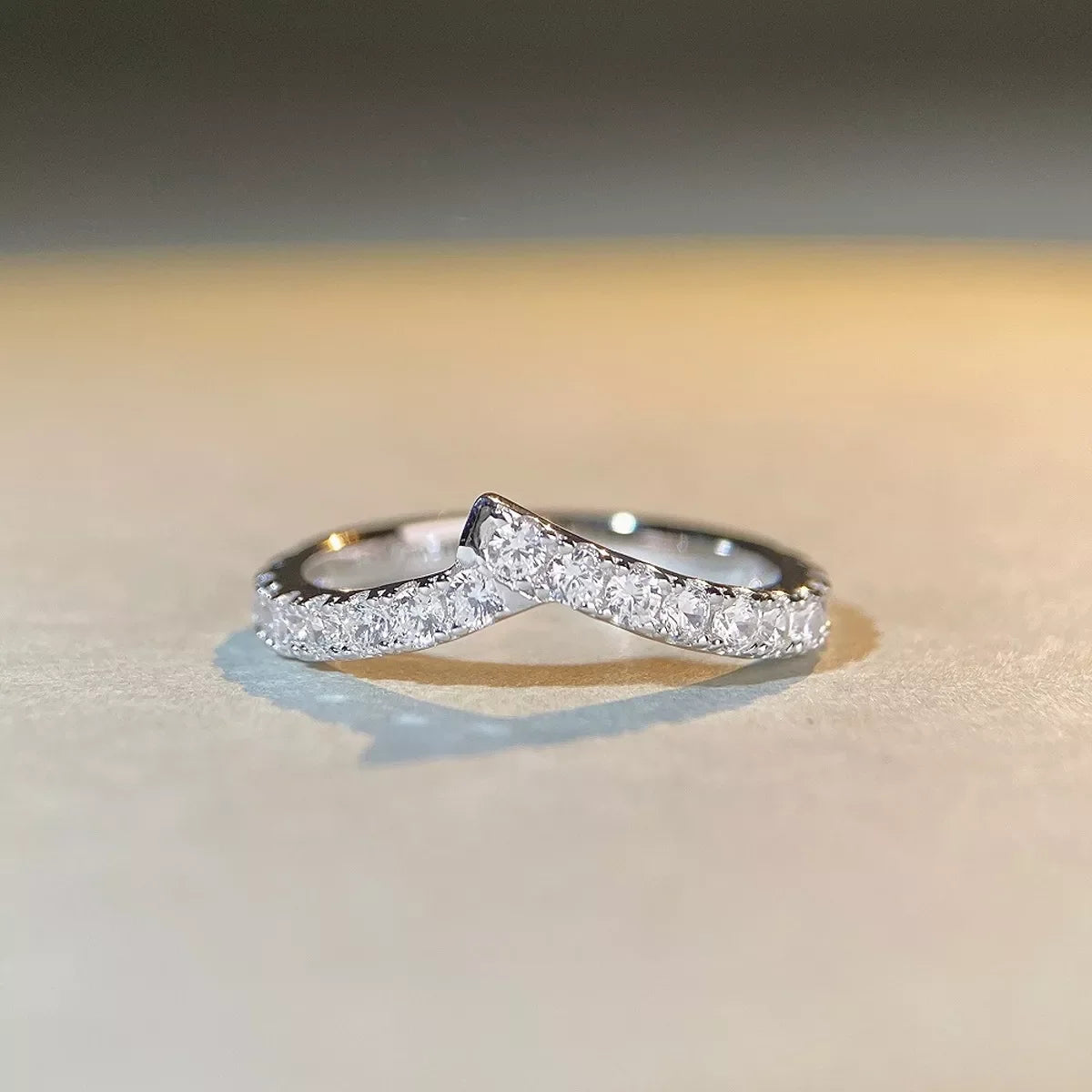 925 Sterling Silver Zircon Irregular Ring