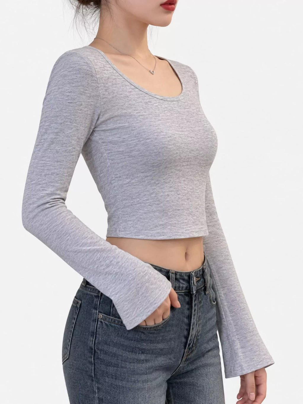 Slim-Fit Long Sleeve U-Neck Cropped T-Shirt