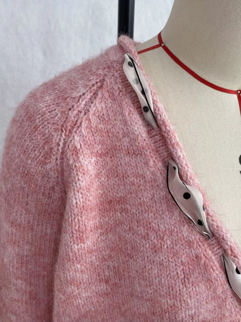 Chic V-Neck Sweater with Polka Dot Ribbon Tie