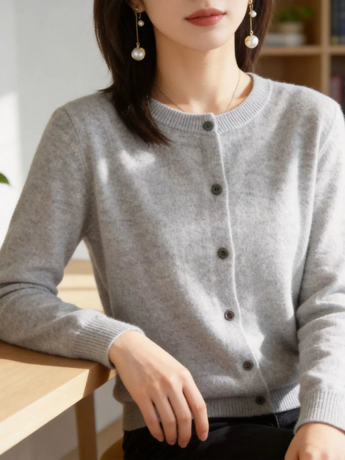 Classic Crew Neck Knit Cardigan