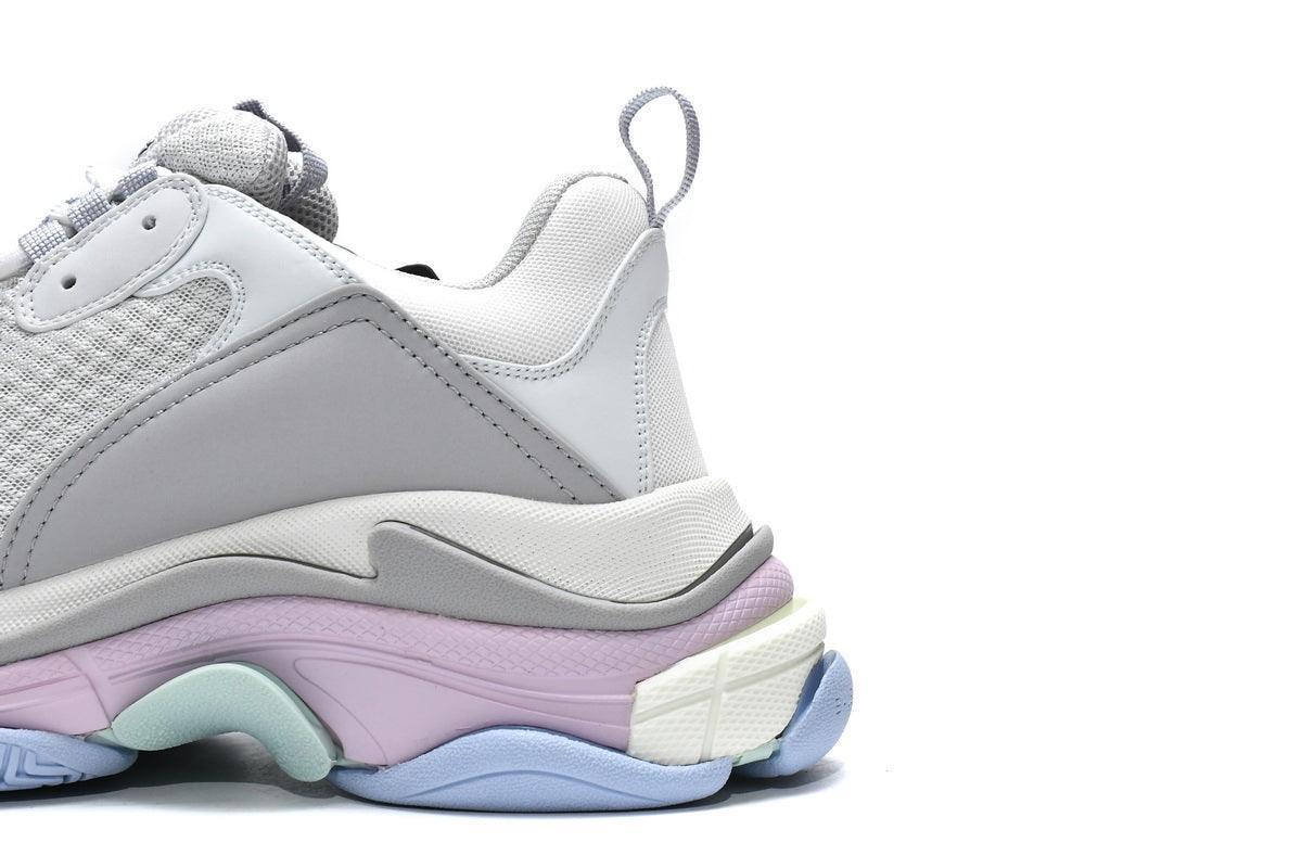 Balenciaga Triple Sneakers Makaron