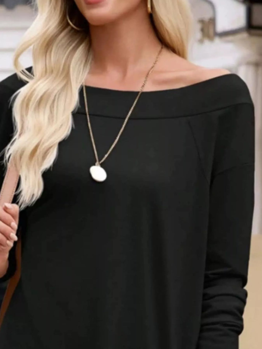 Elegant Off-Shoulder Long Sleeve Casual T-Shirt