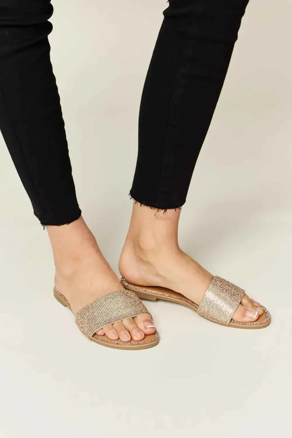 Rhinestone Open Toe Flat Sandals