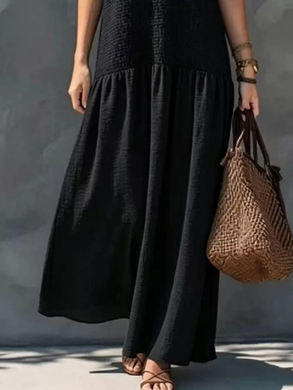 Sleeveless Smocked V-Neck Casual Maxi Dress