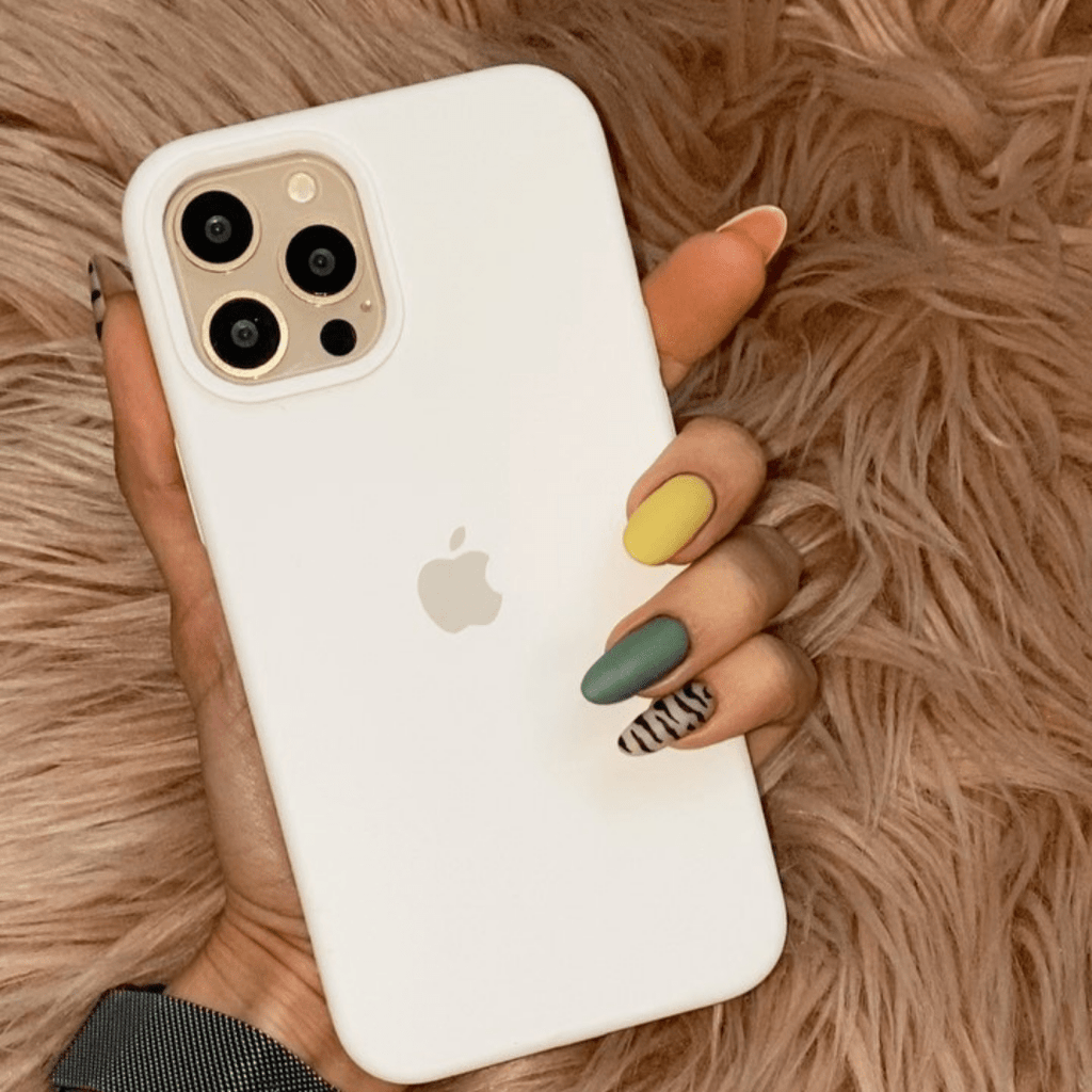 iPhone Silicone Case (White)