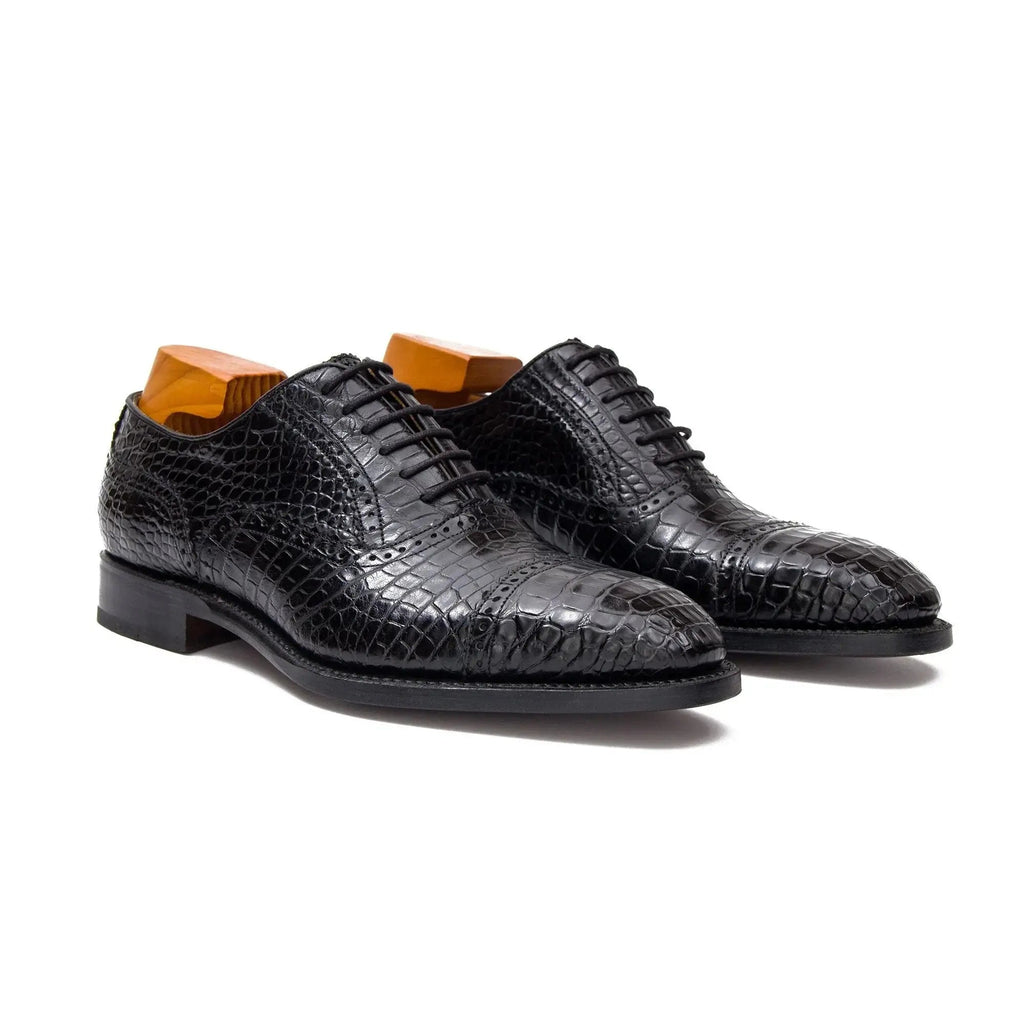 Black Cap-Toe Oxford Shoes with Scale-Pattern Texture
