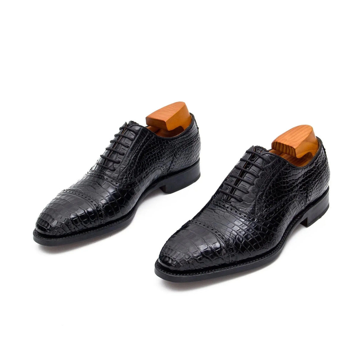 Black Cap-Toe Oxford Shoes with Scale-Pattern Texture