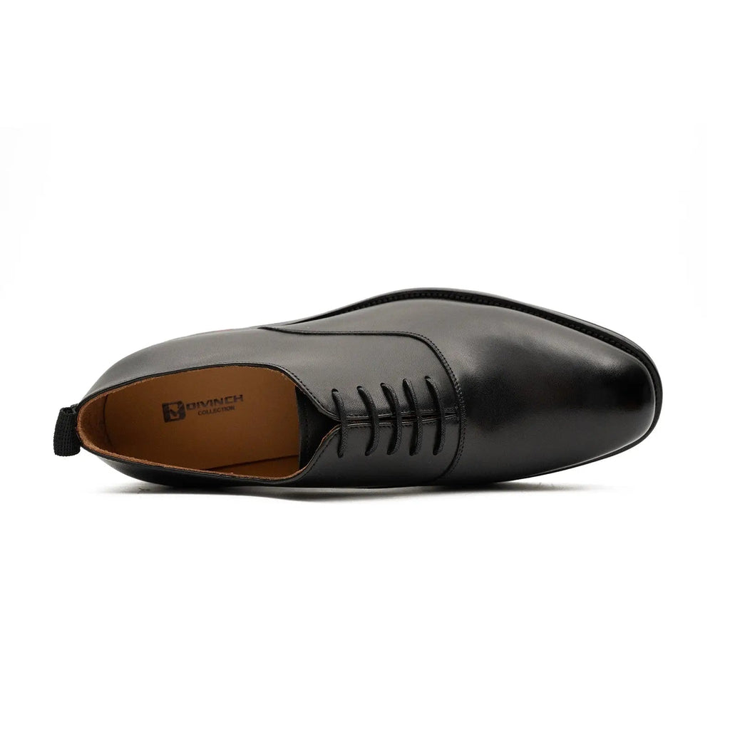 Black Platform Plain-Toe Lace-Up Shoe