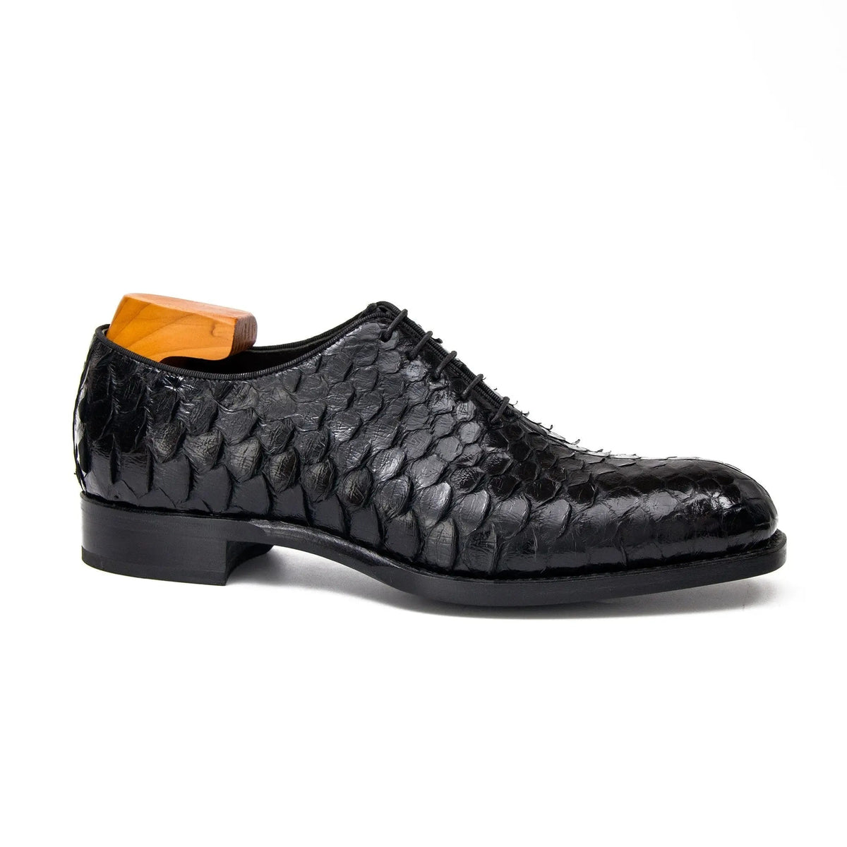 Black Plain-Toe Oxford Shoes with Scale-Pattern Texture