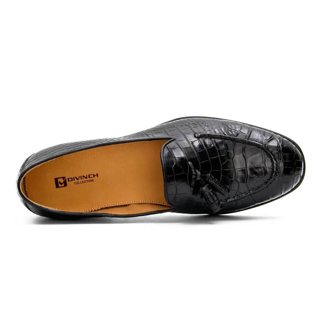 Black Scale-Pattern Tassel Loafers with Apron Toe