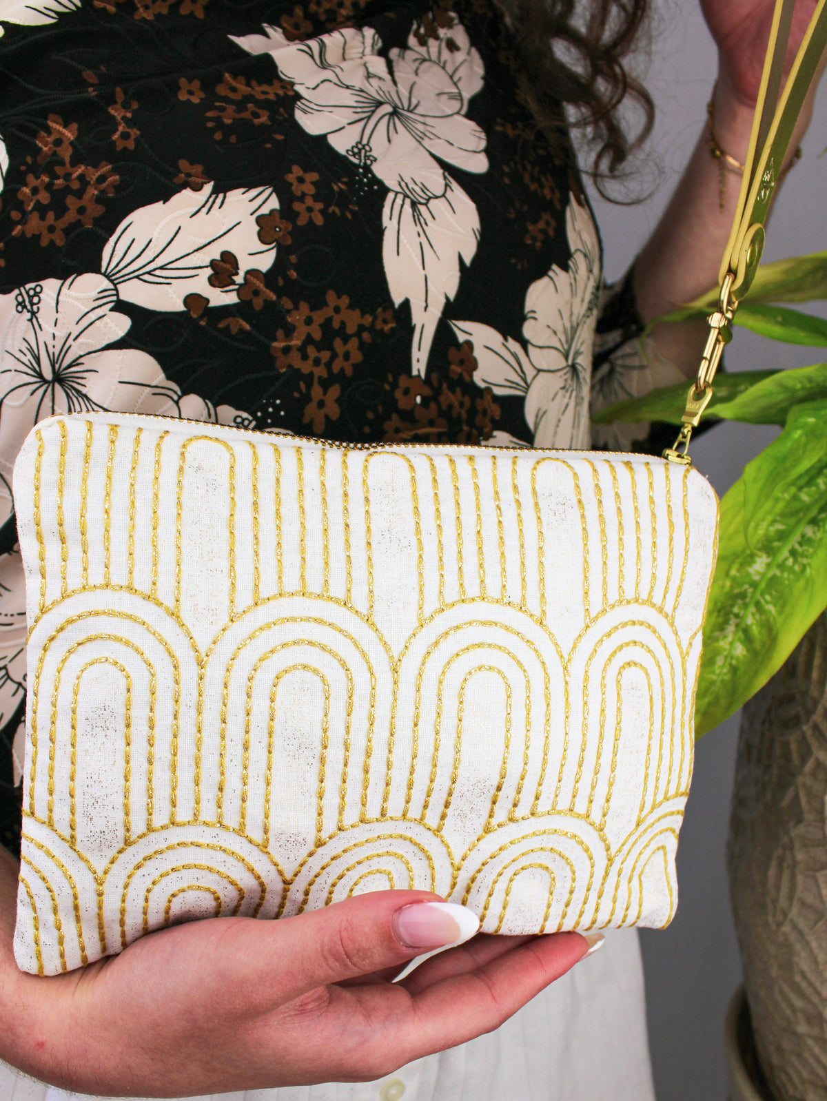 Art Deco Embroidered Gold and White Wristlet Purse