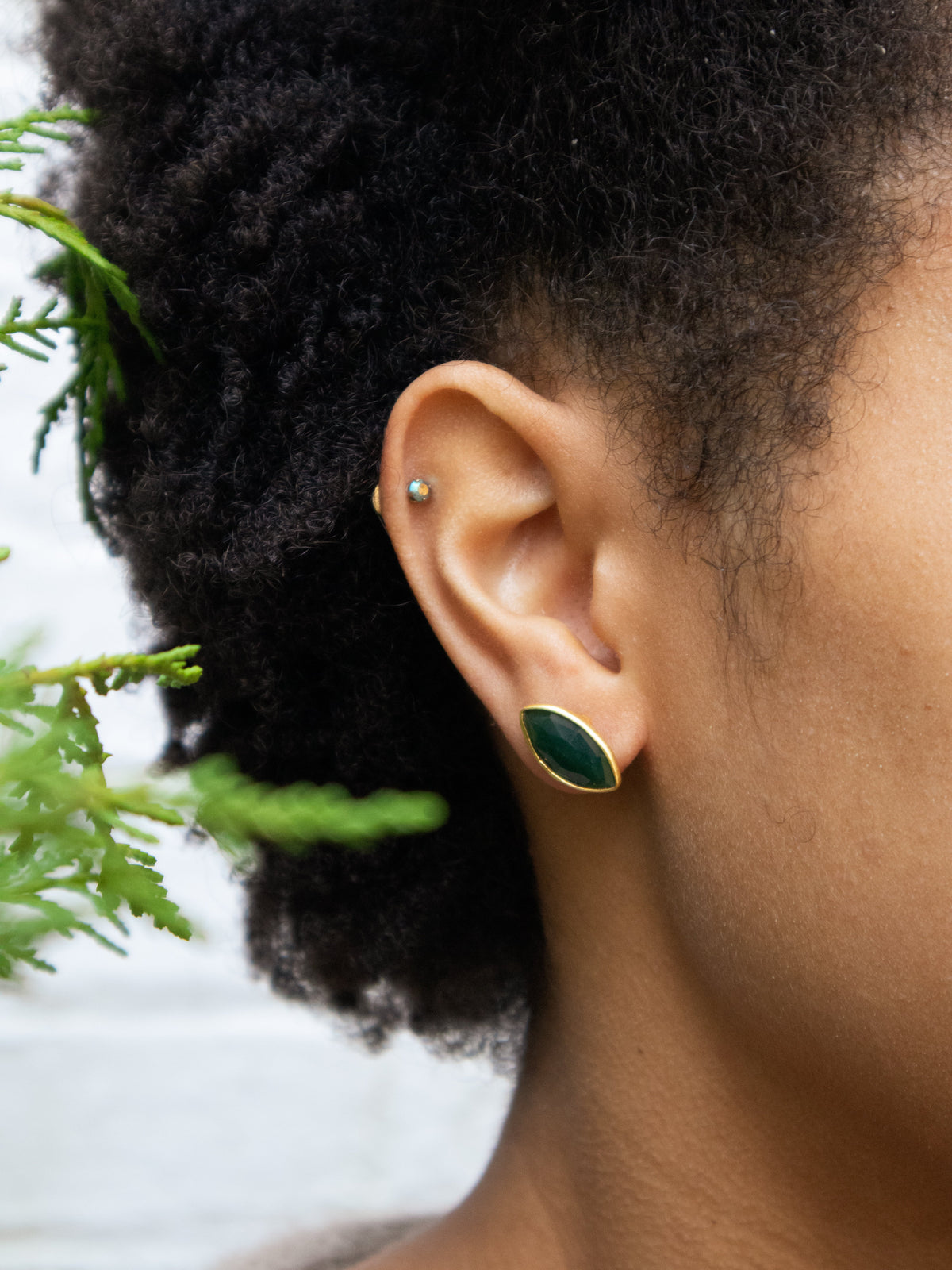 Mila Leaf Earrings - Gold