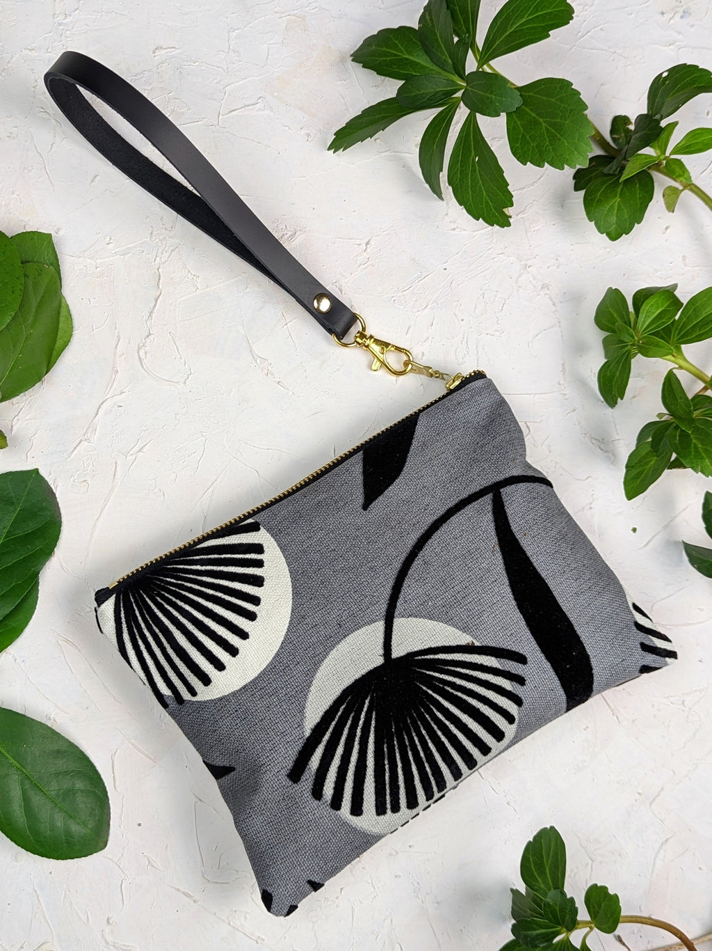 Dandelion Twilight Velvet Wristlet Purse