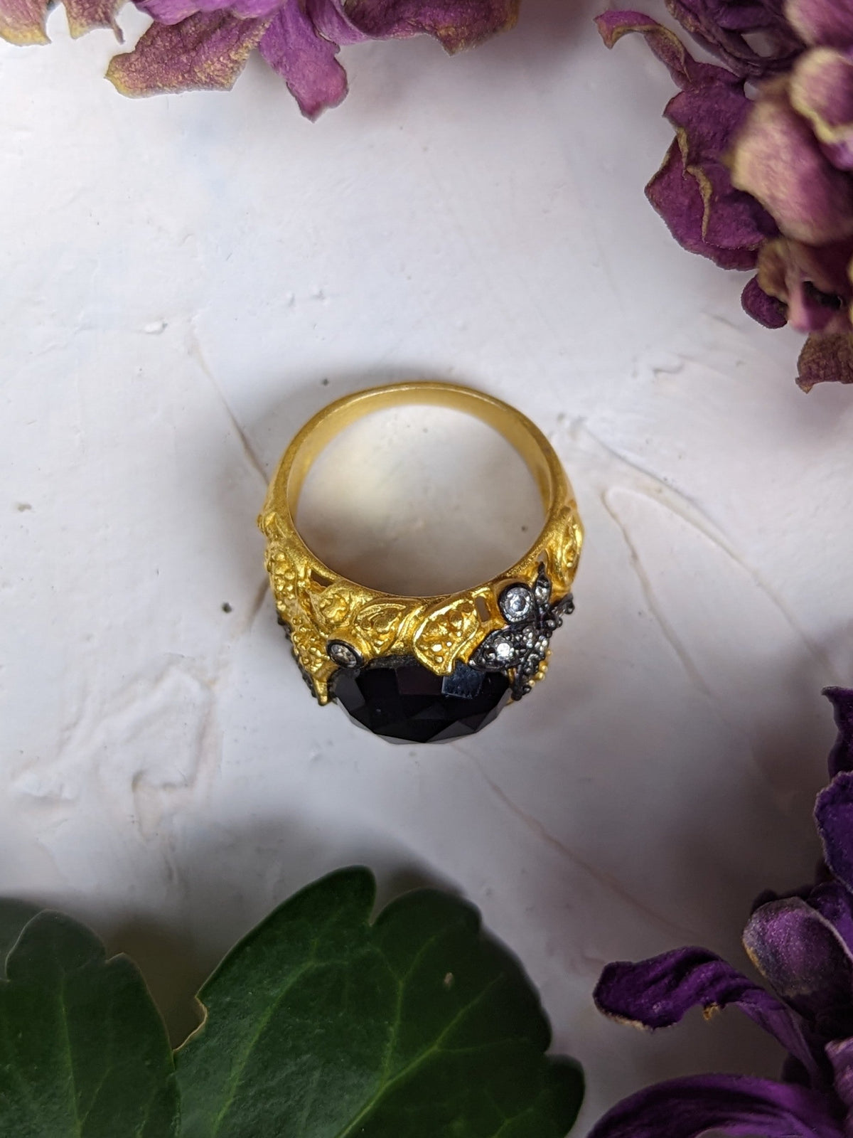Noor Black Onyx Ring