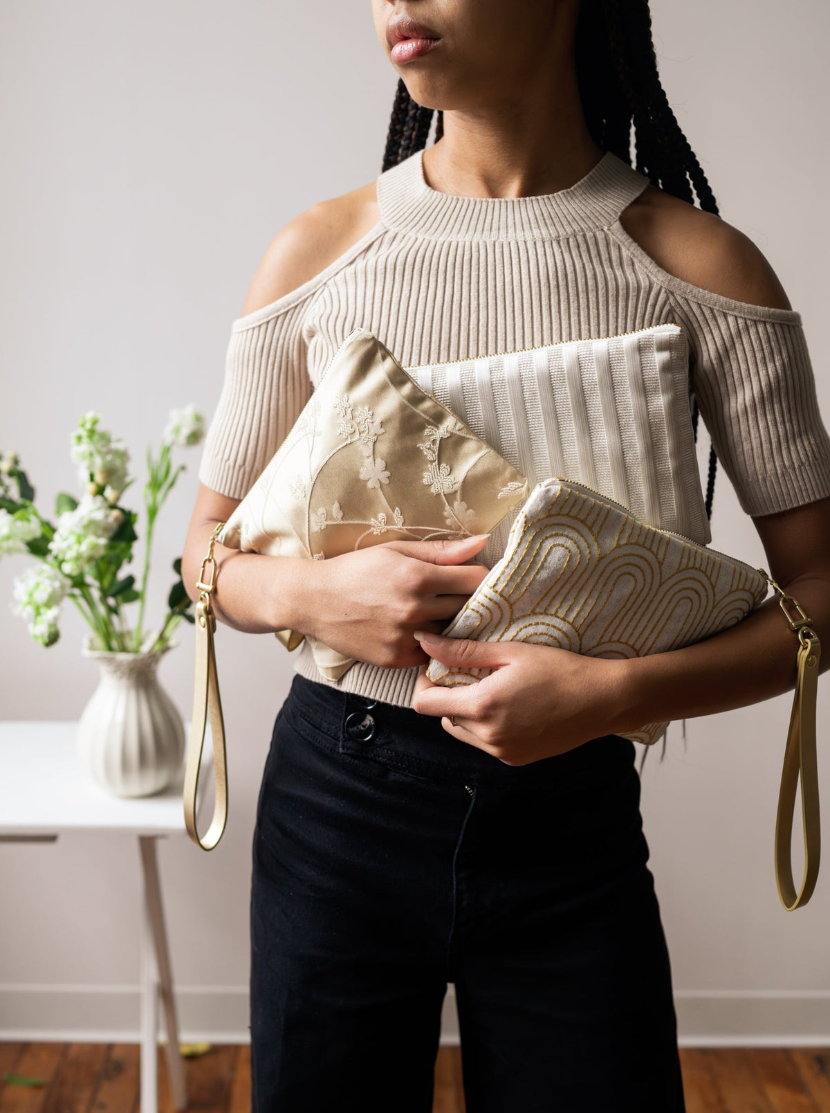 Art Deco Embroidered Gold and White Wristlet Purse